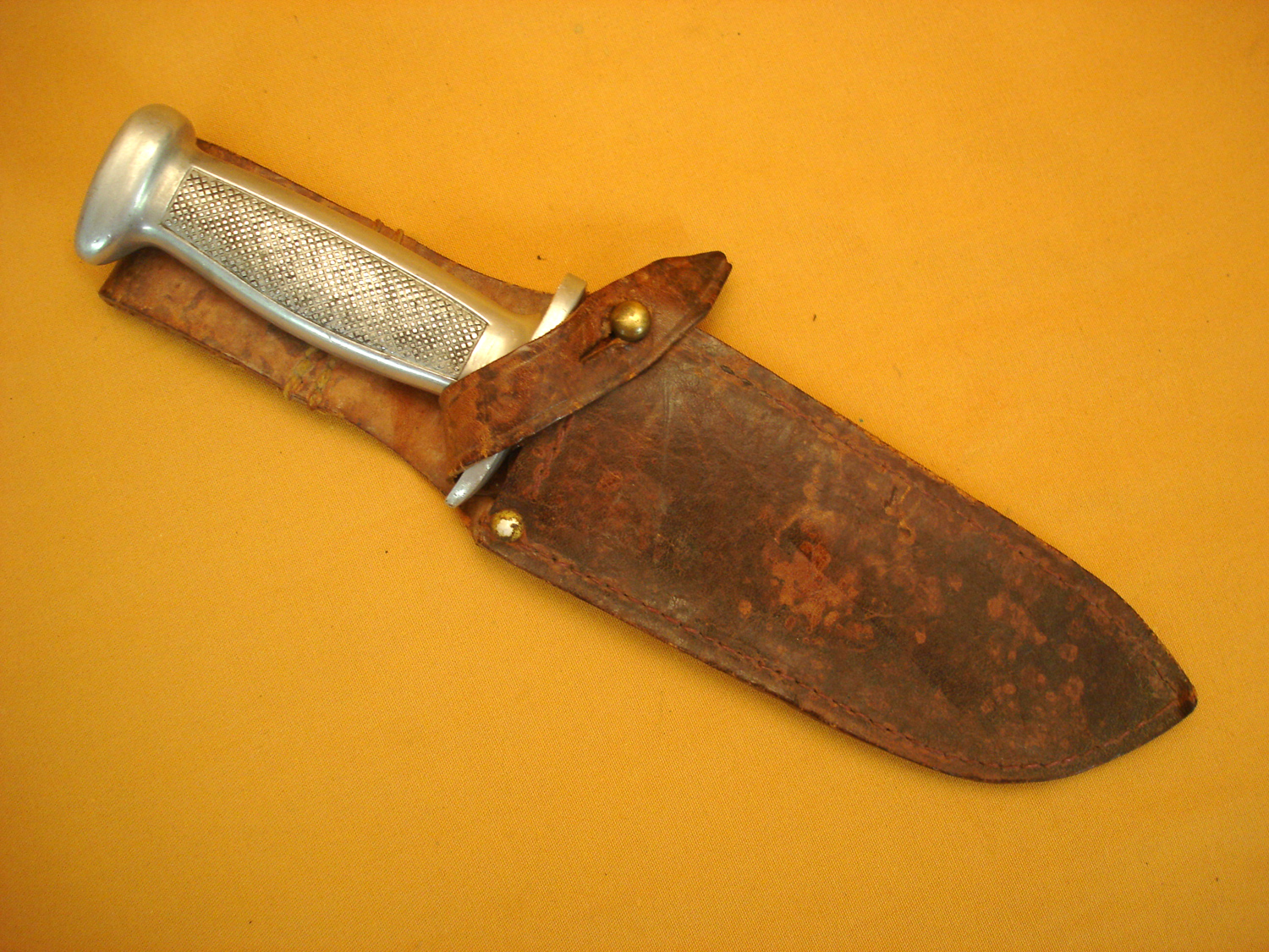 Couteau Chantier de Jeunesse.