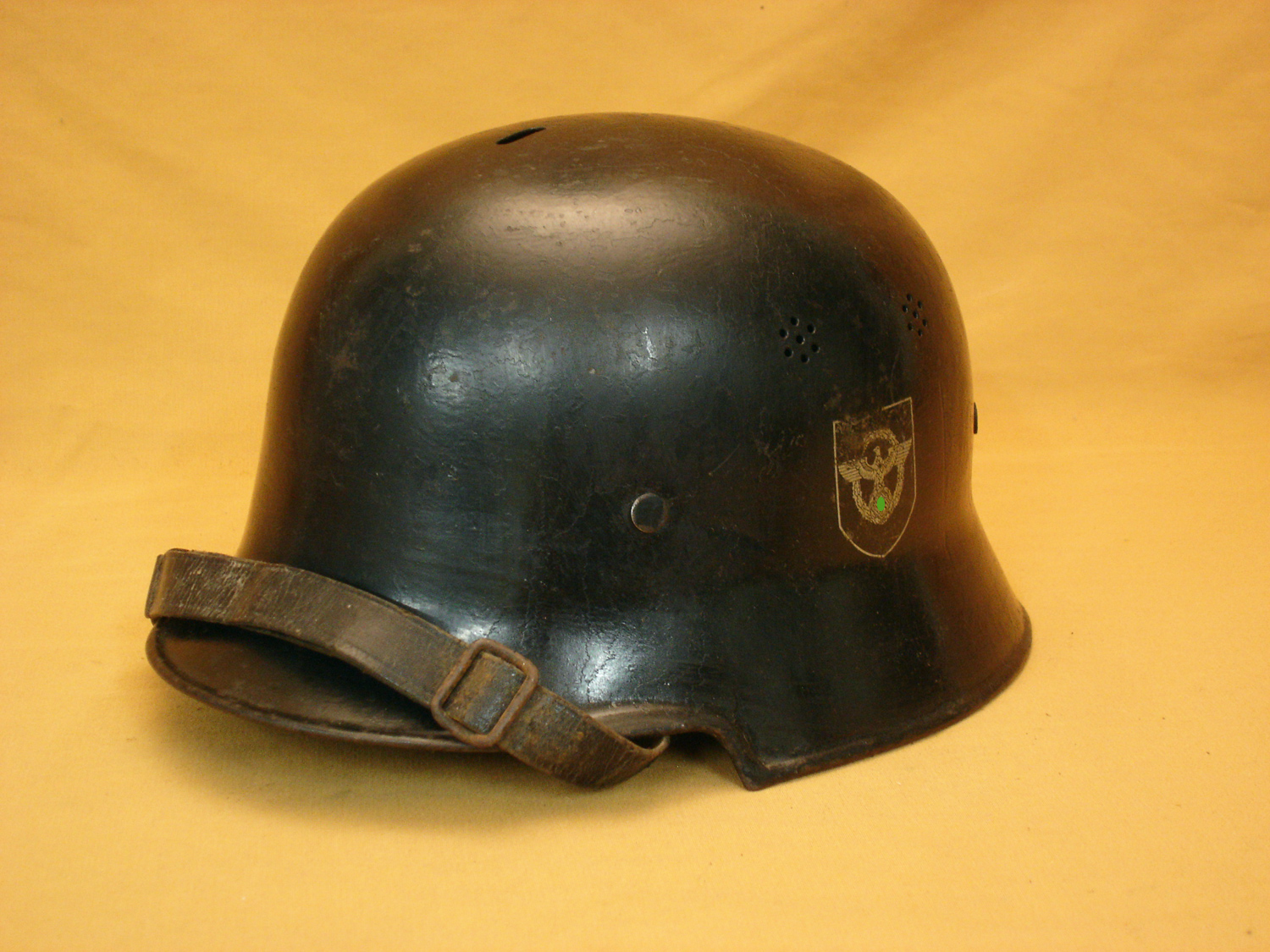 Casque Allemand mod.34, Polizeï.