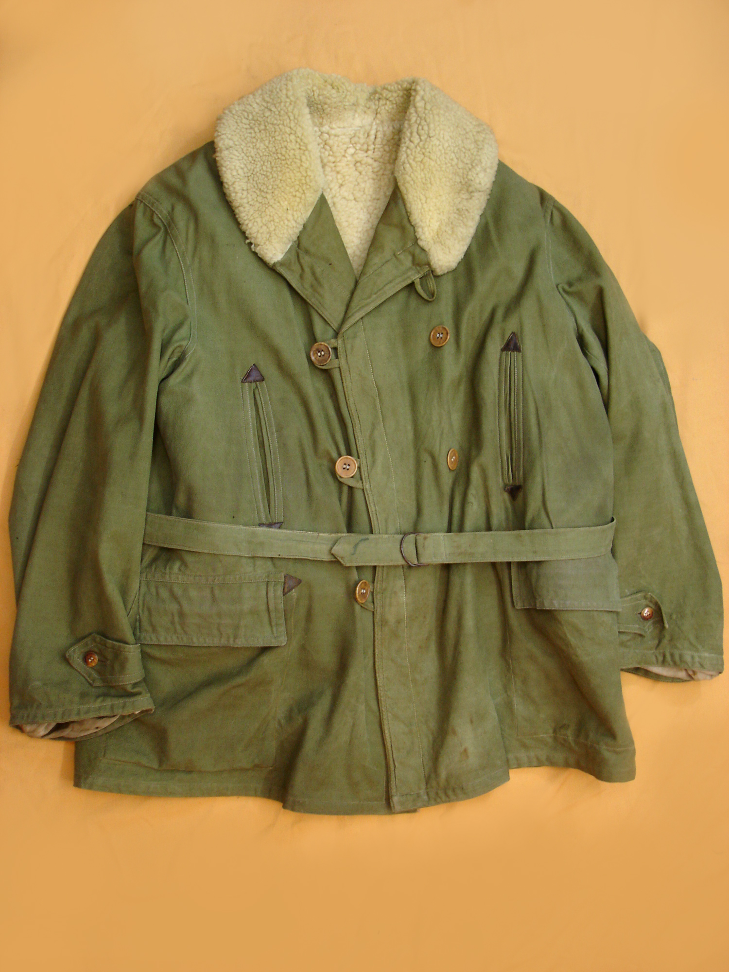 Canadienne Française 1940.